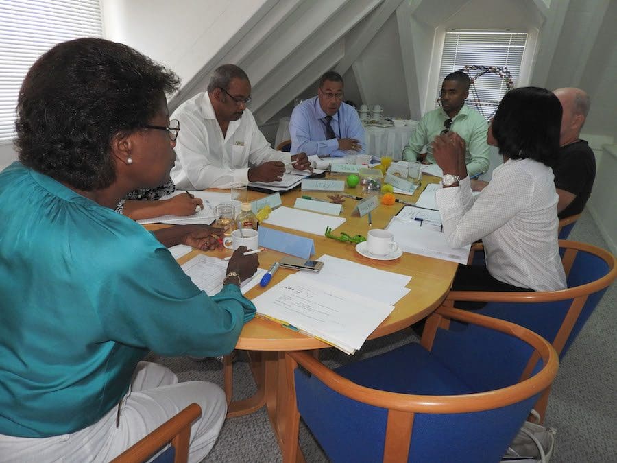 Het oog van de orkaan; één en al Rust!