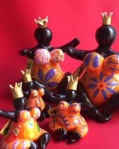 [WEAR YOUR CROWN] April is the month of the dutch kings birthday.