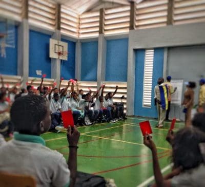 Reportage Caribisch Netwerk: Kadaken gaat de confrontatie aan
