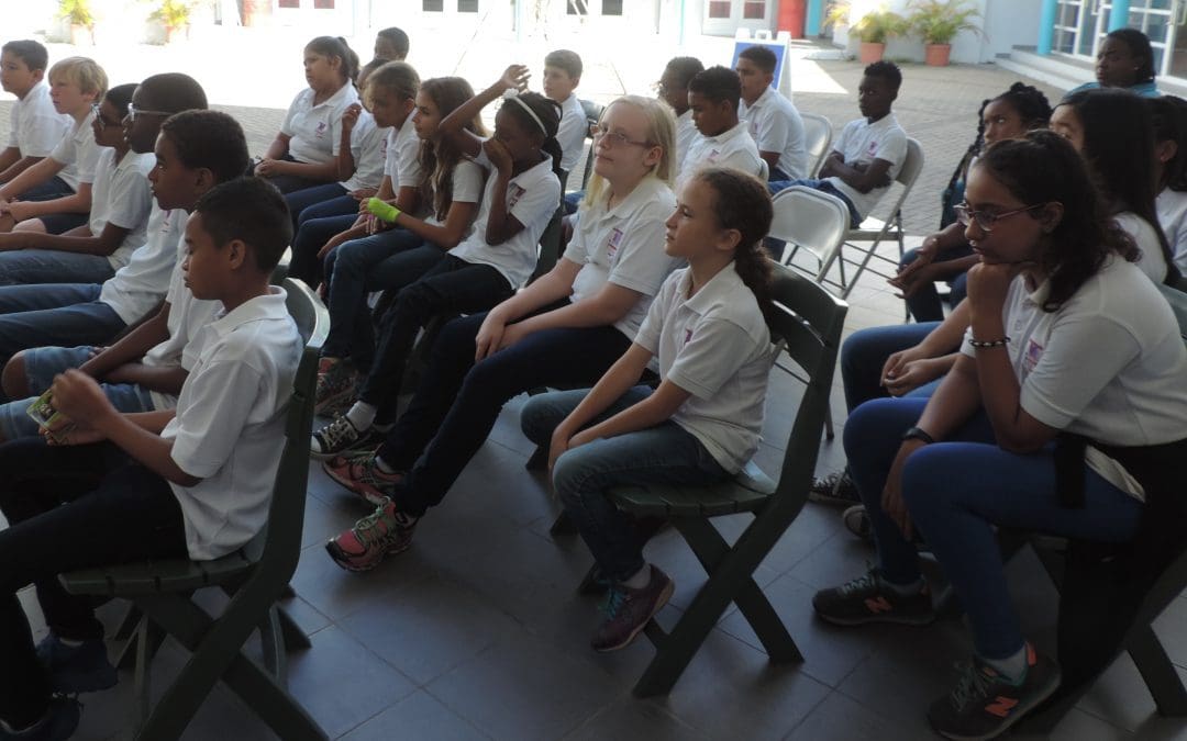 11 di mei 2017 Marnix Funderend Onderwijs (Klas 7c) e exsposishon di isla den nos bida na NAAM