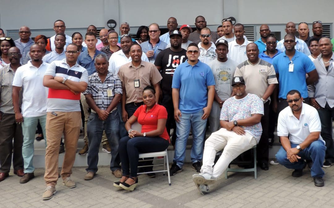 23 juni 2017 trahado nan di refineria isla a bin bishita e exsposishon di isla den nos bida na naam