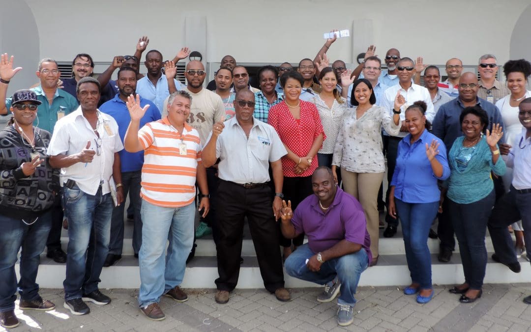 30 juni 2017 trahado nan di refineria isla a bin bishita e exsposishon di isla den nos bida na naam