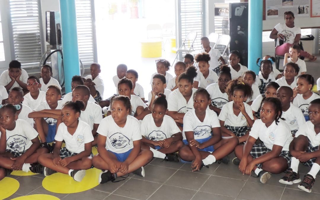 4 juli 2017 juan maurits school grupo 3 + 4 a bin bishita e exsposishon di isla den nos bida na naam