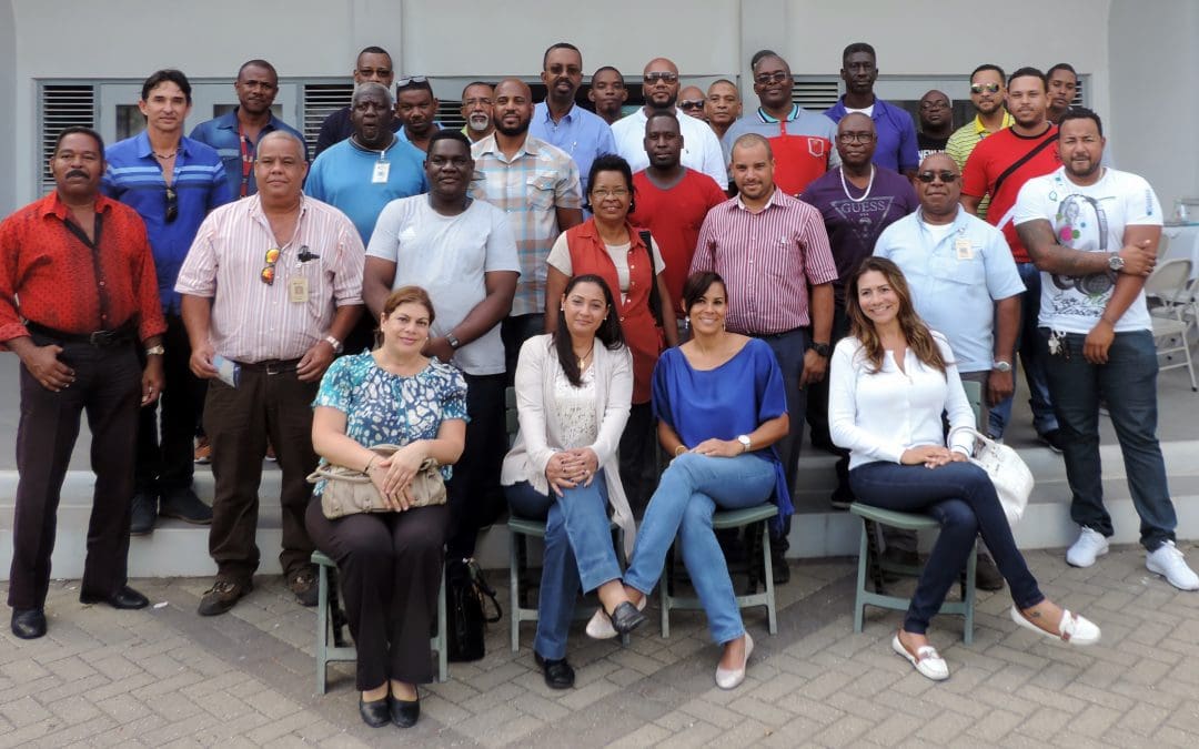 7 juli 2017 trahado nan di refineria isla a bin bishita e exsposishon di isla den nos bida na naam