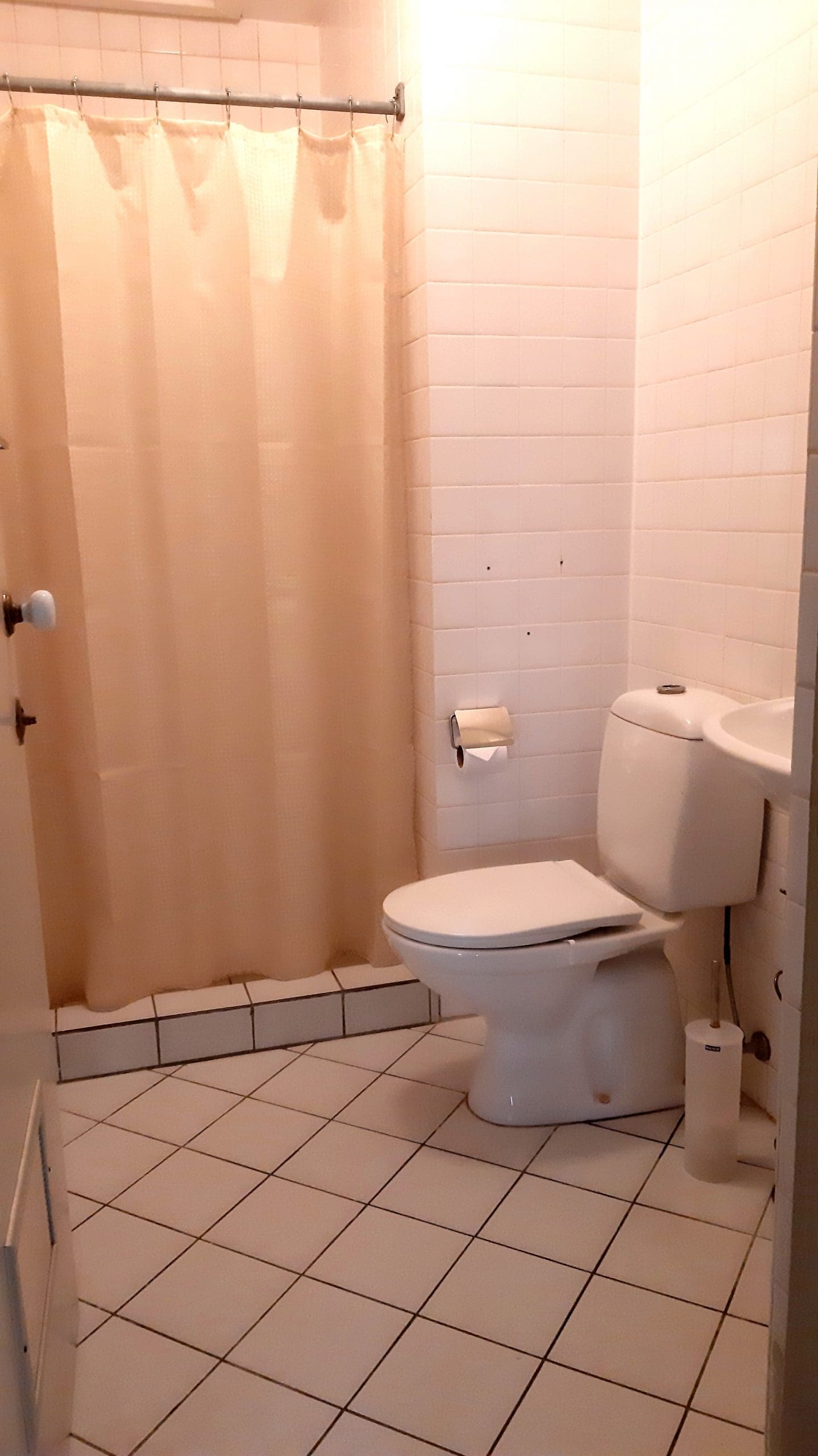 dos: wc en douche/toilet and shower