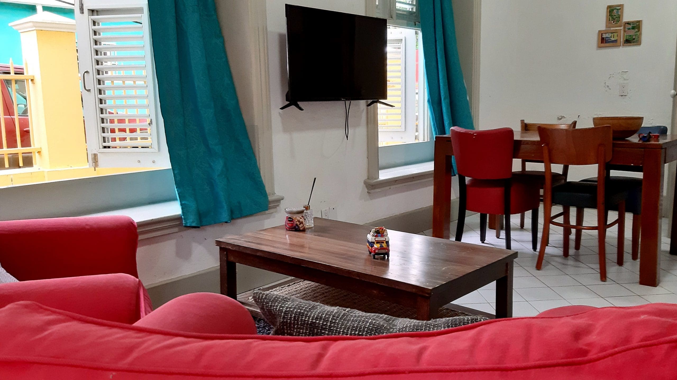 dos: woonkamer/living room