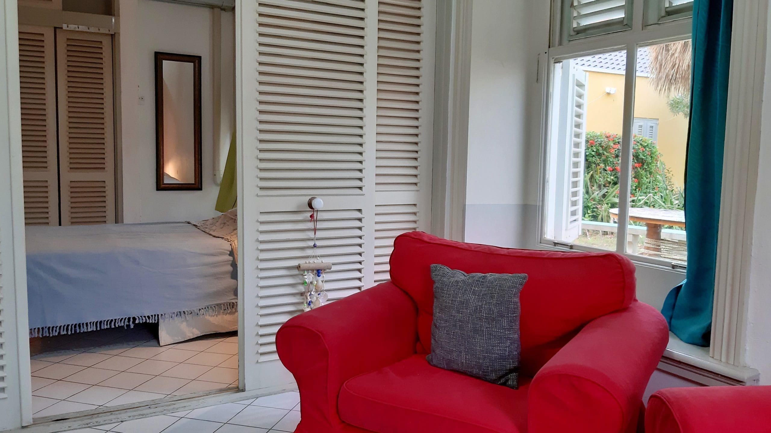 dos: slaapkamer & woonkamer/bedroom & living room